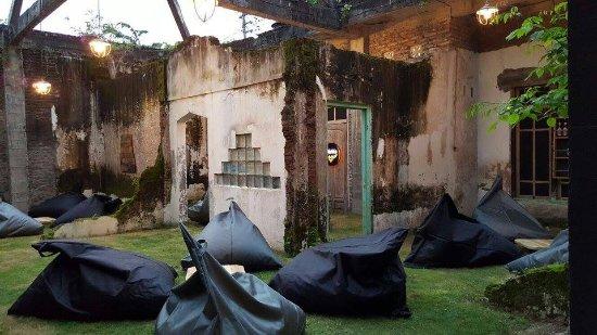 TapHouse Beer Garden